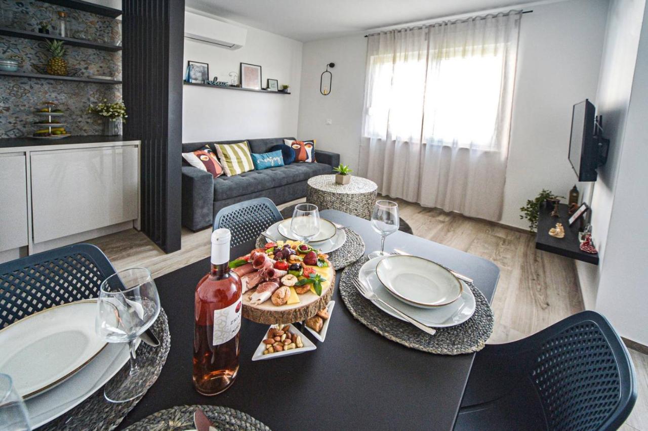 Cube Residence Kaštela Extérieur photo