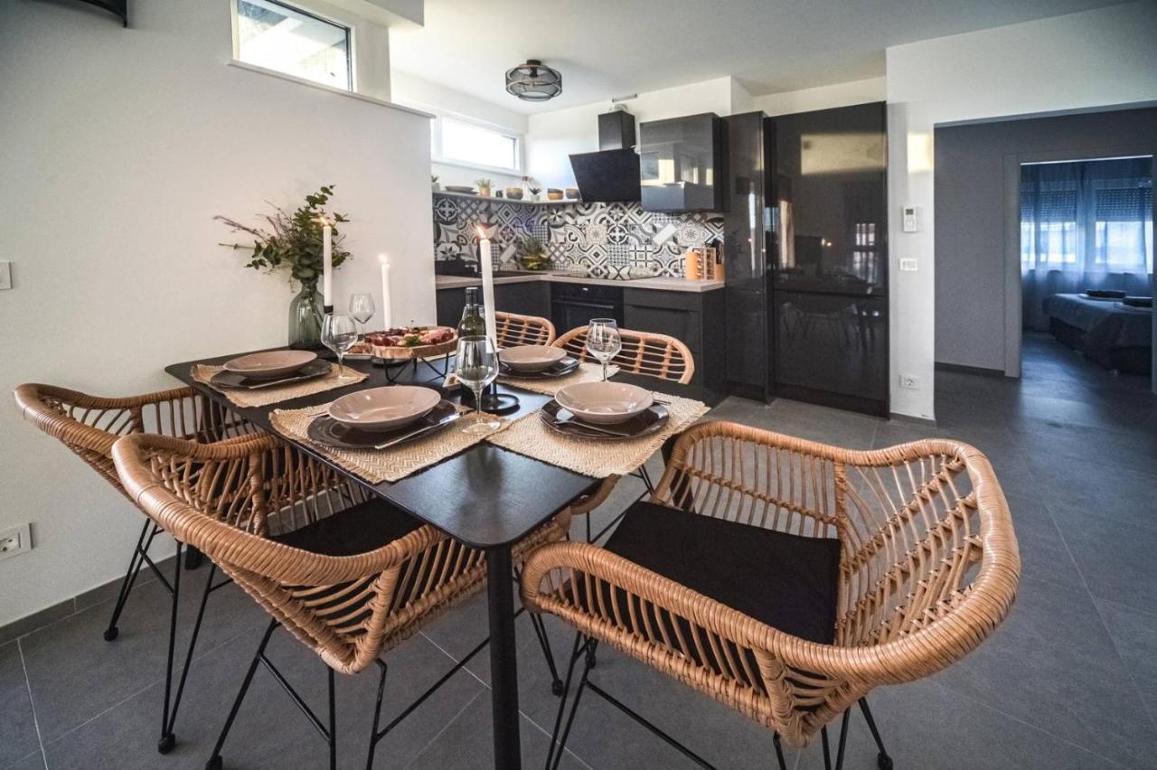 Cube Residence Kaštela Extérieur photo